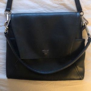 Matt and nat bag Must go! Deal ends Friday!